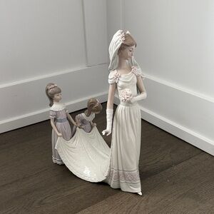 Graceful Wedding Day Figurine Set